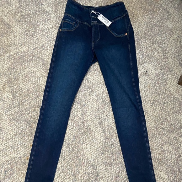 Jeans - Picture 2 of 2